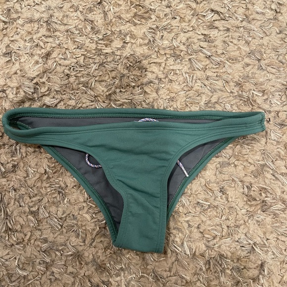 Jolyn Clothing Other - Jolyn swim bikini sz S